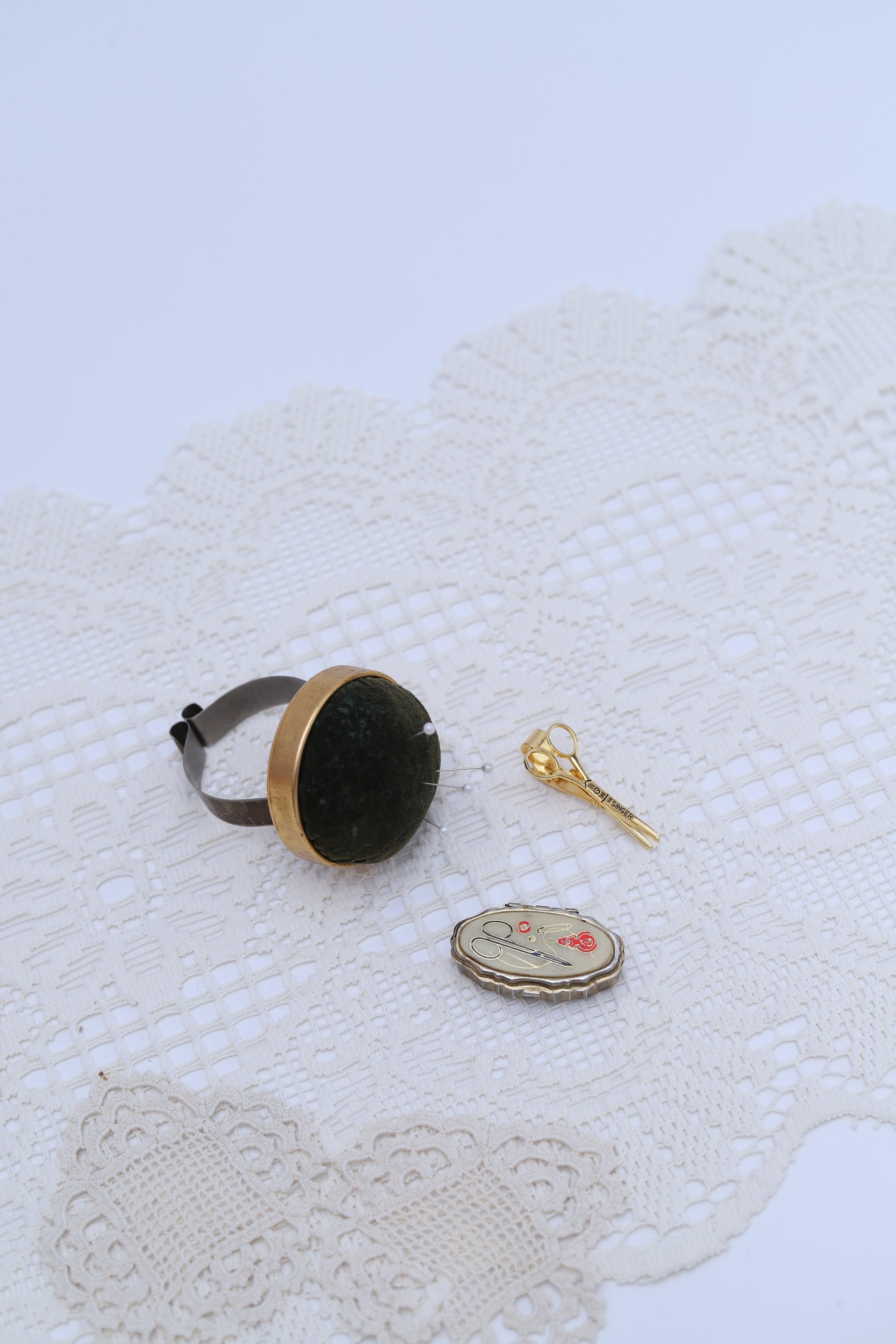 Exquisite Vintage Sewing Kit