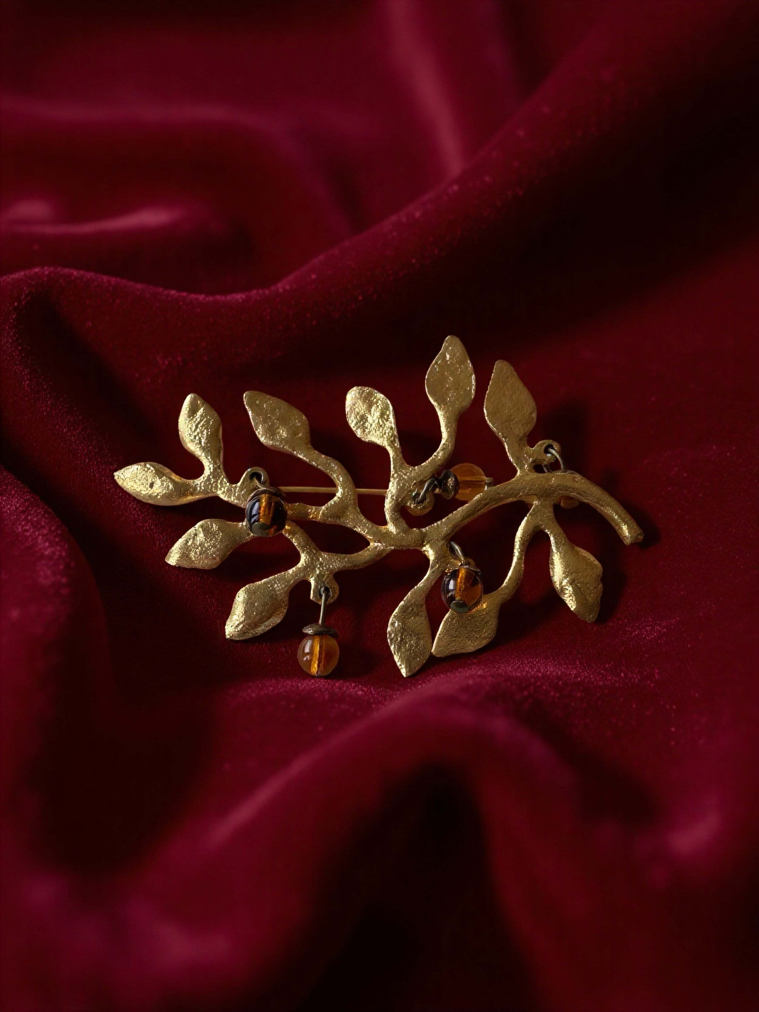 Vintage Cecile et Jeanne Brooch