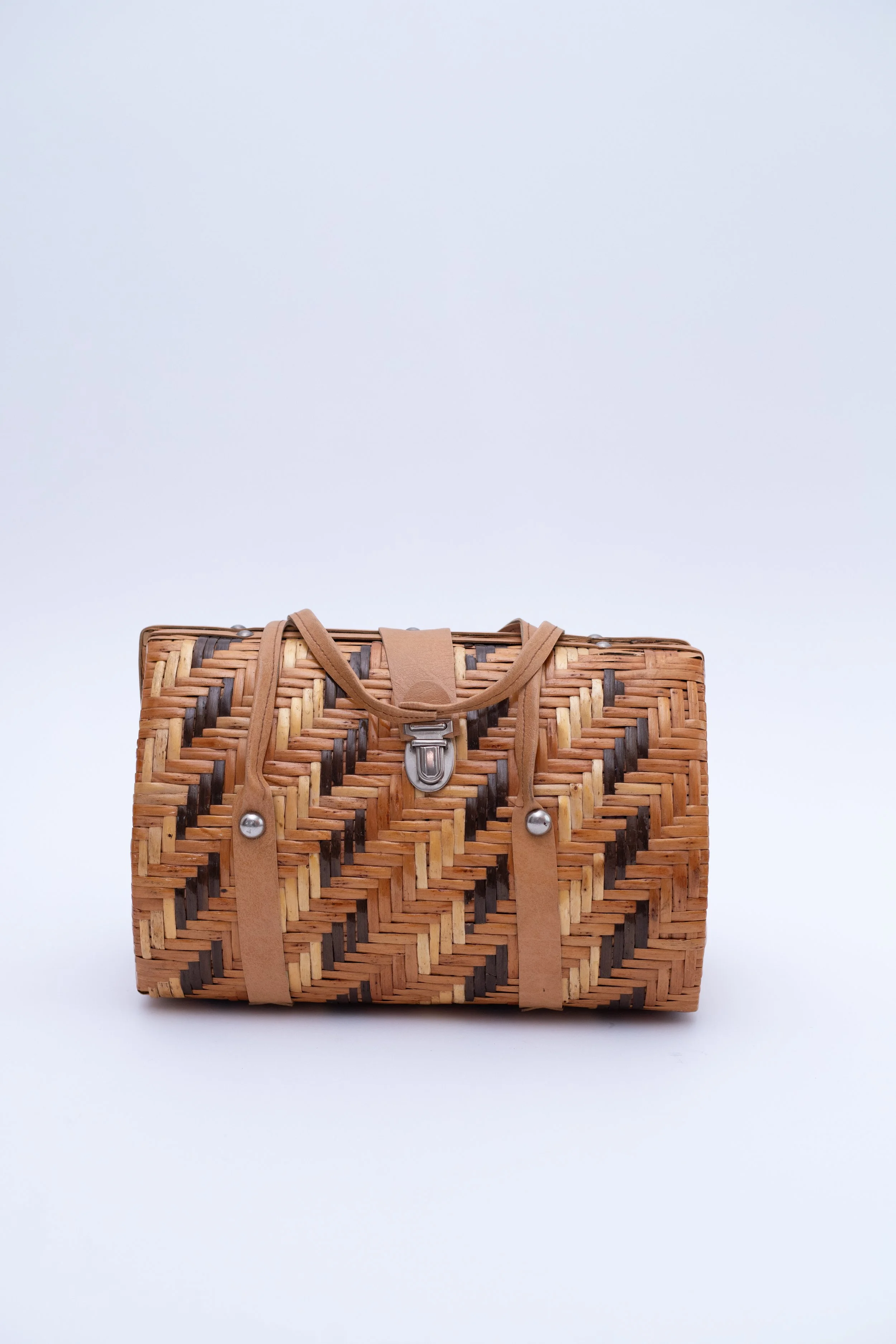 Vintage Straw Handbag with Linen Cotton Lining