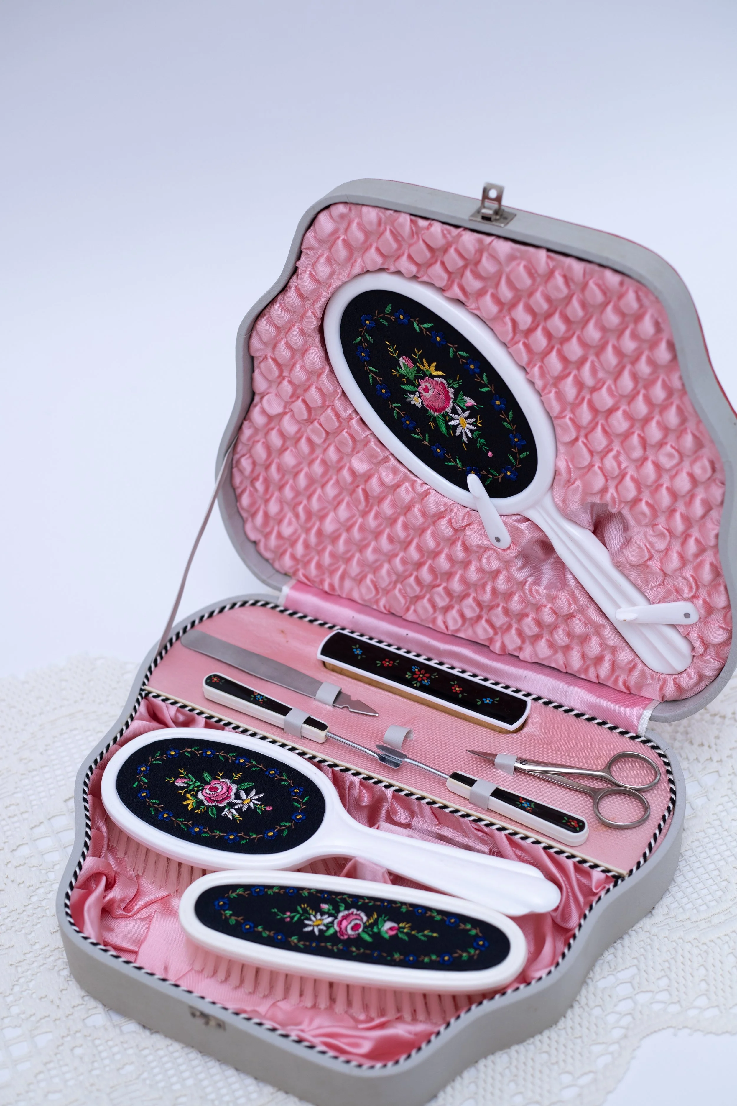 Vintage Vanity 1950-1960s Vanity Bag