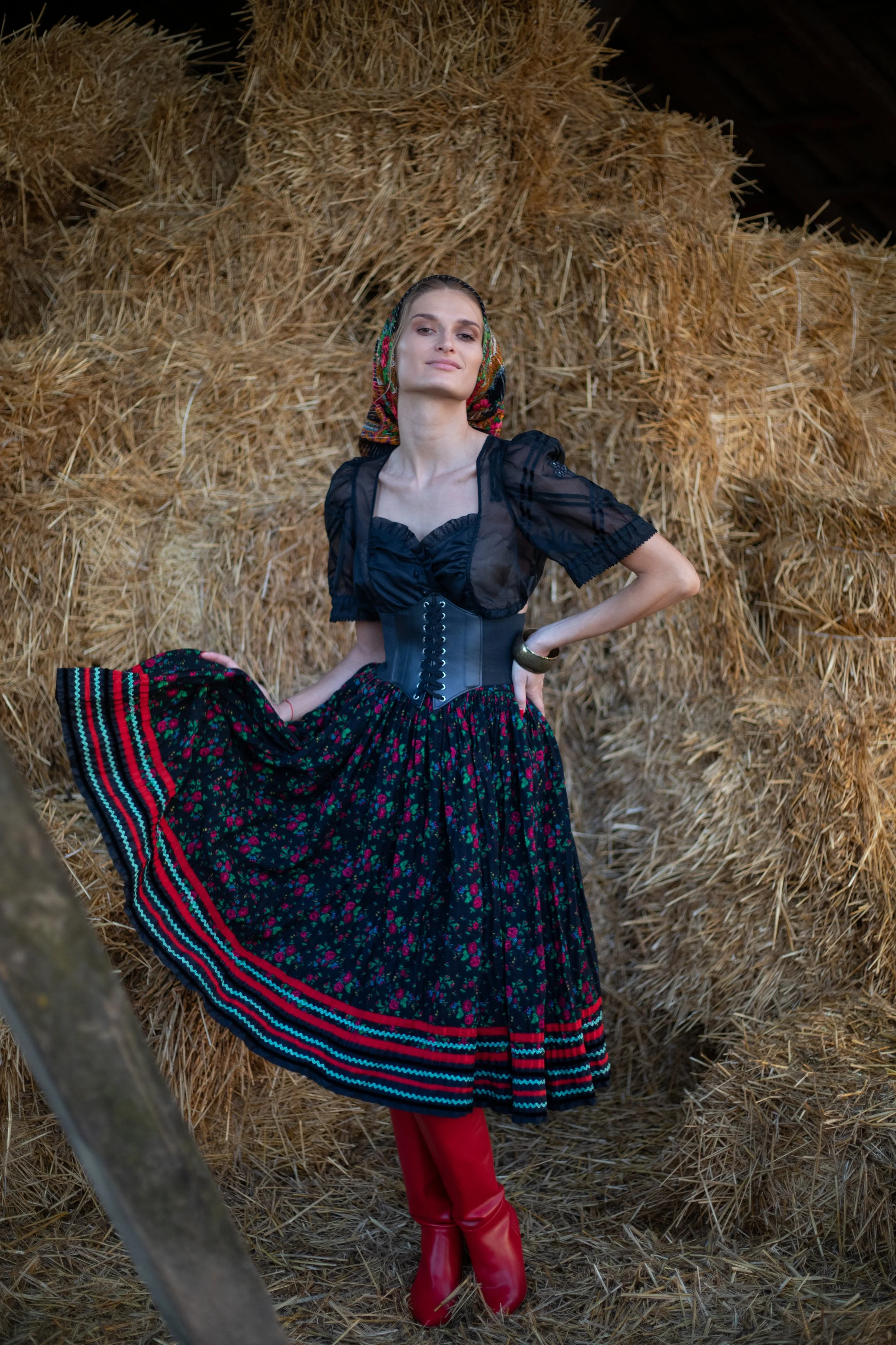 Vintage Folk Style Set