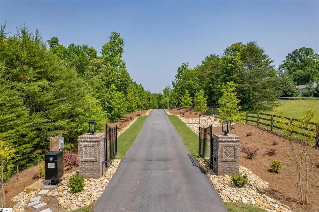 luxury-home-builder2.jpeg
