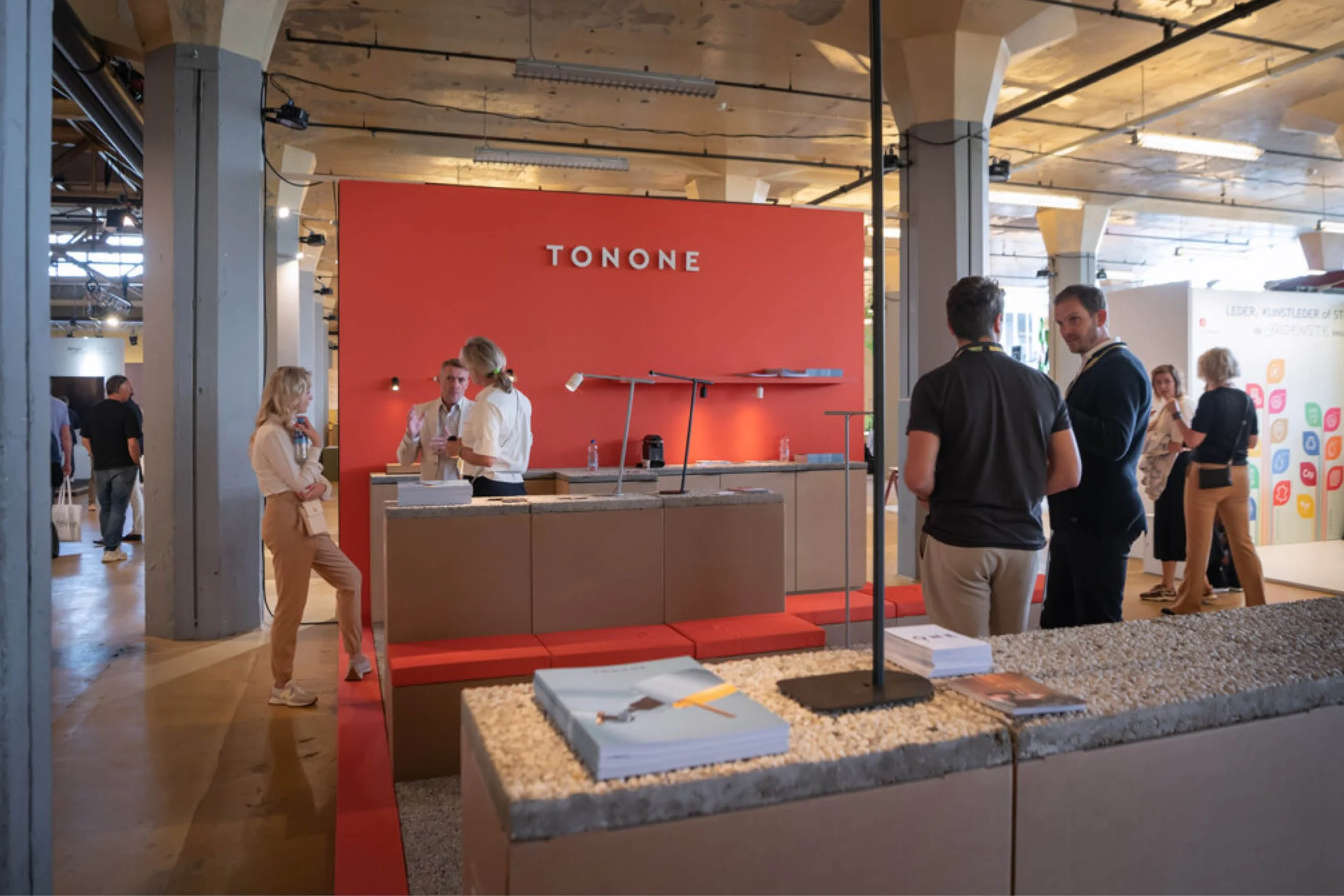 Tonone-standontwerp3.jpg