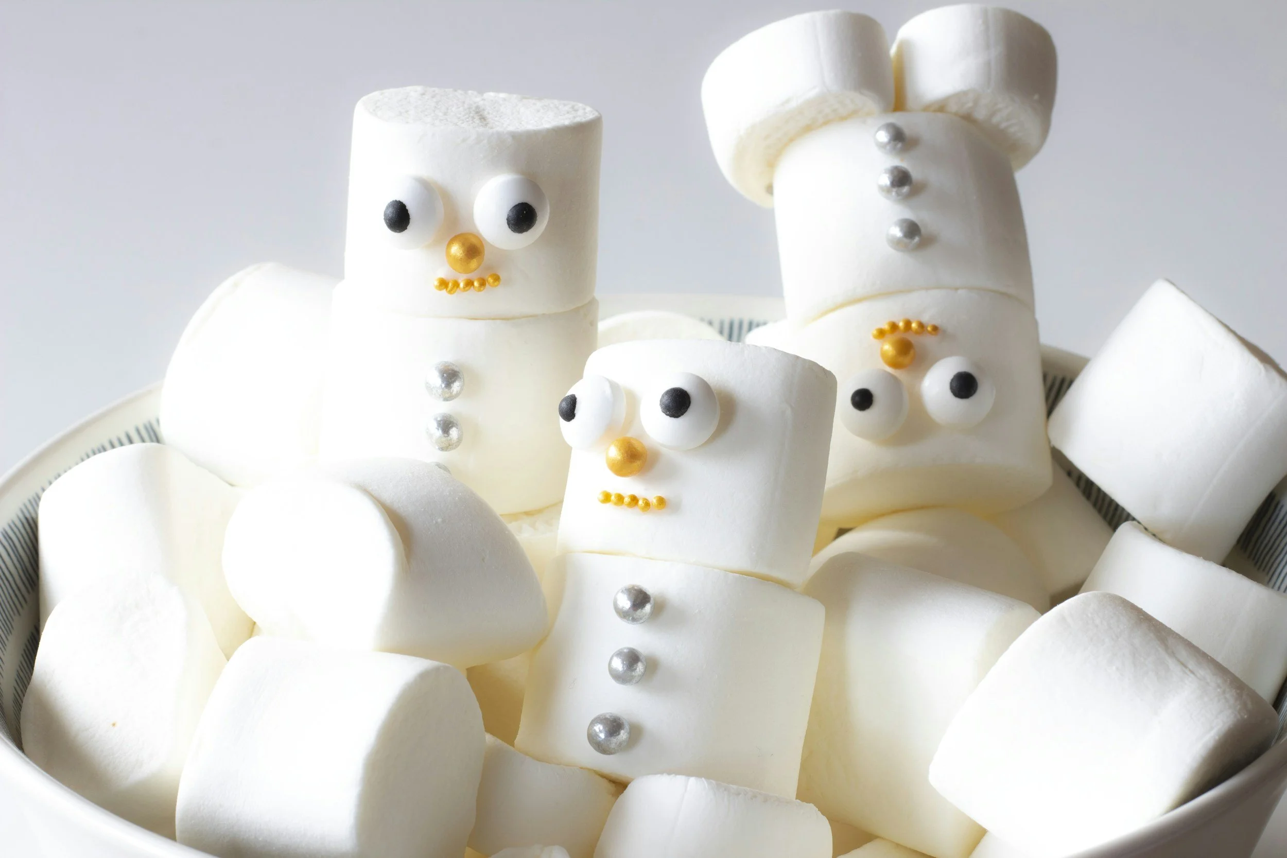 Seasonal Affective Disorder and Mindful Winter Treats