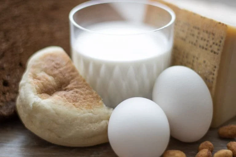 Food Allergies vs. Food Sensitivities