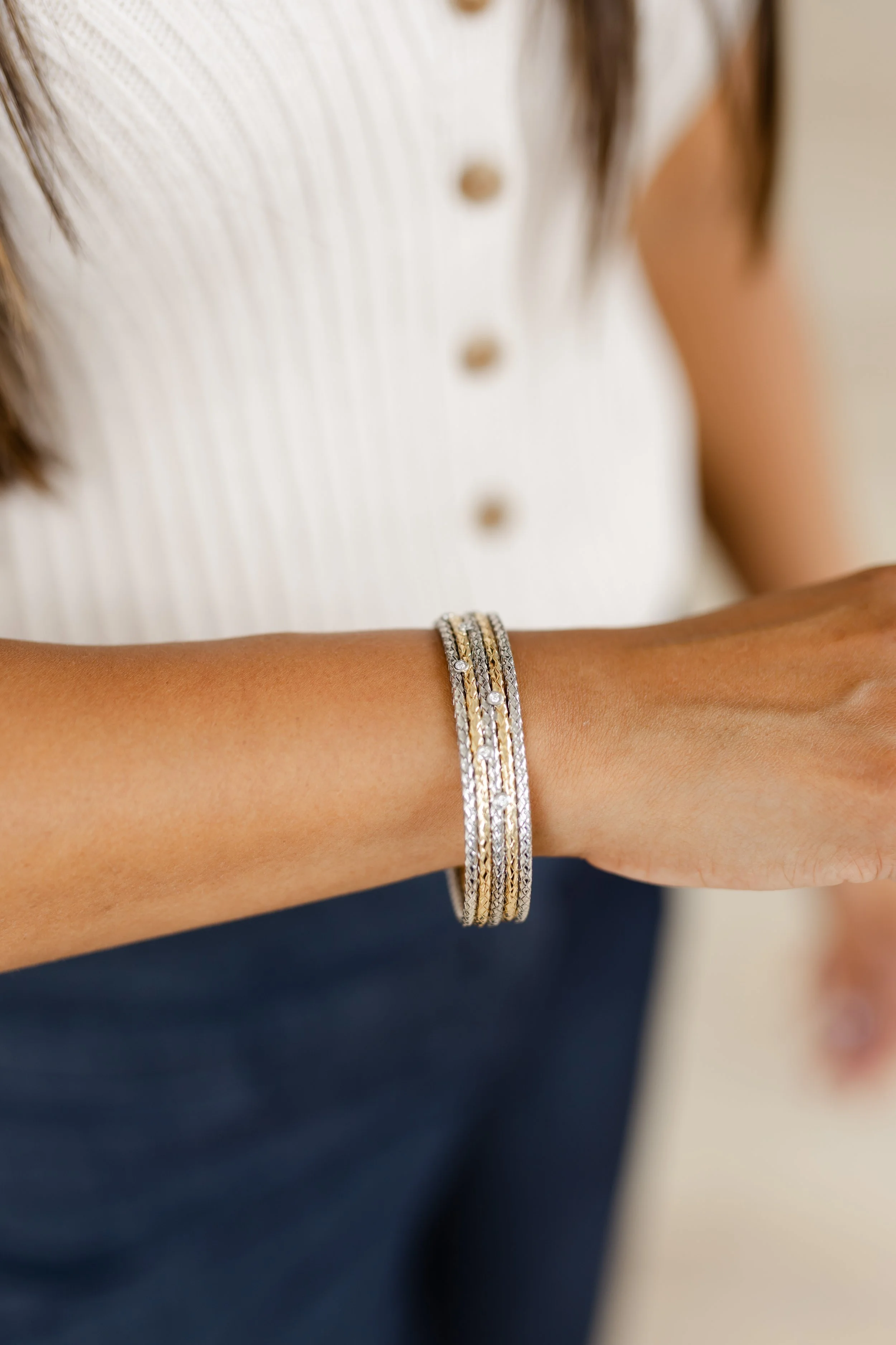 Un gioiello, tre modi: come indossarlo per ogni stato d’animo