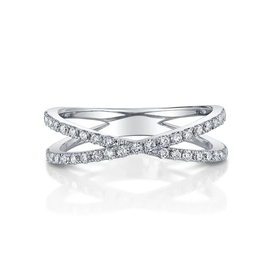 Criss Cross Diamond Band – Laura Gallon