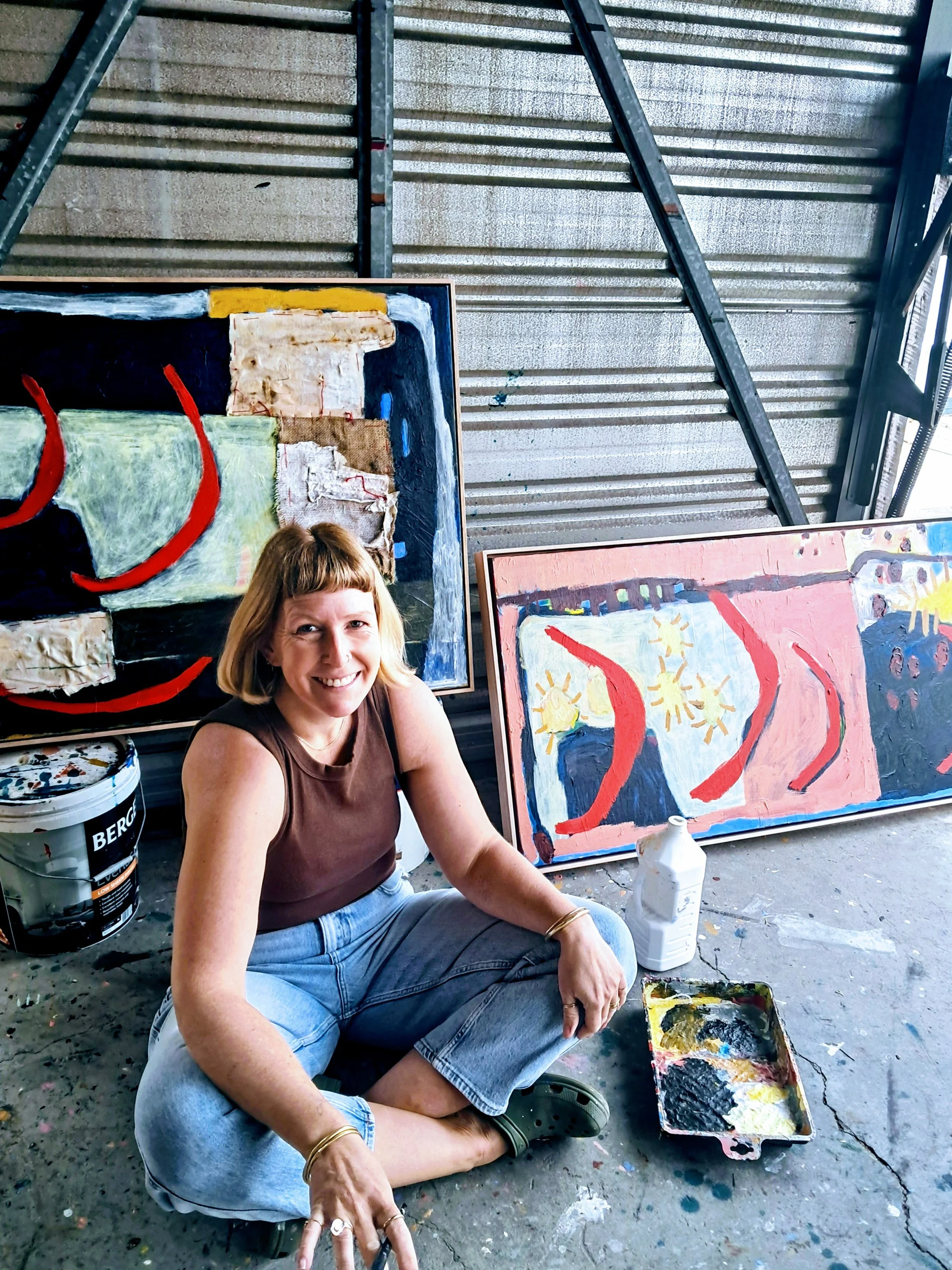 Eira Chidgey is a mixed media abstract artist currently based in Newcastle NSW. She holds a first class honours degree in Contemporary Applied Arts from Trinity St David University, and a diploma in Foundation Arts from City of Bath College. Her work