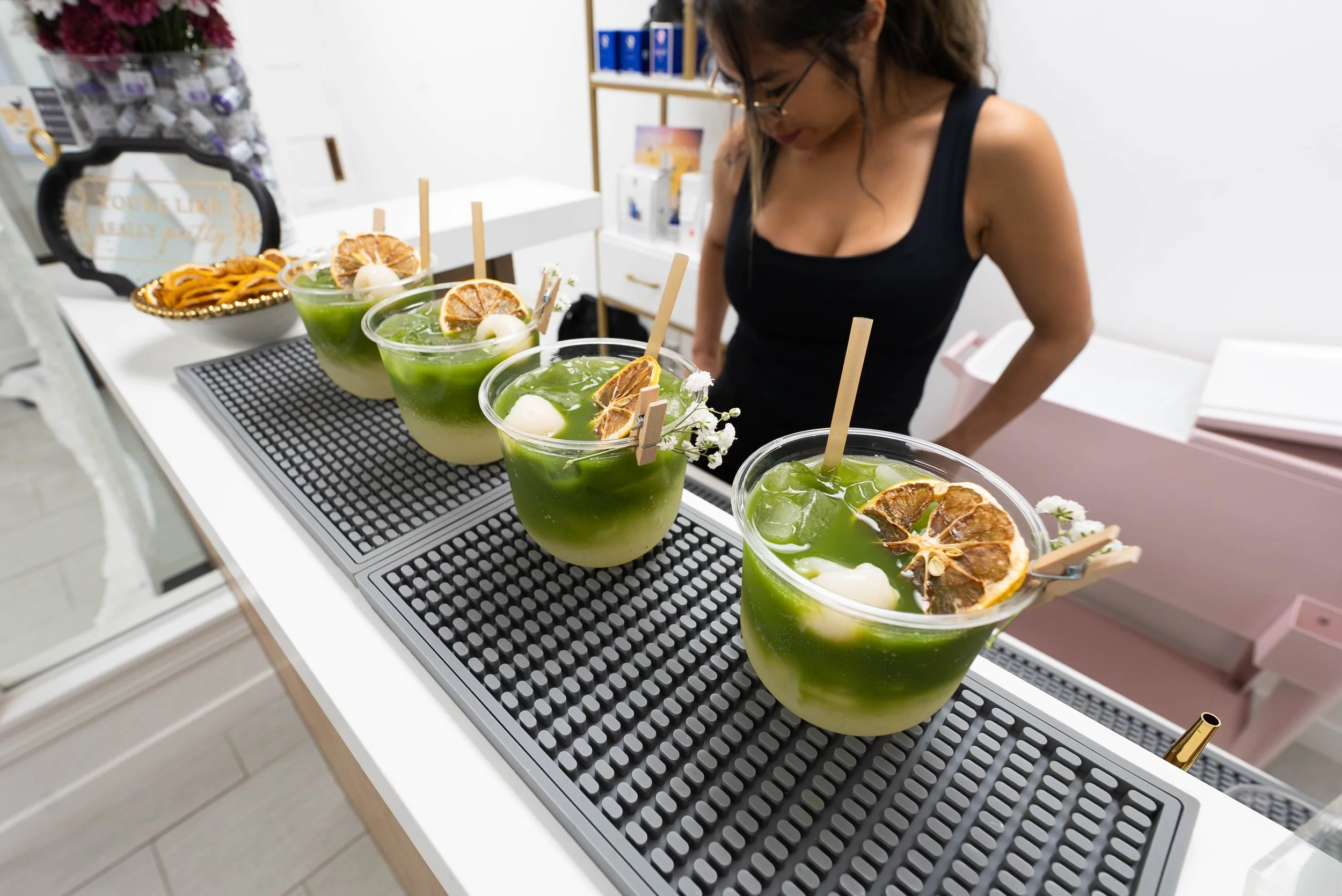 Wedding bar setup with beer, wine, and cocktails by Sips Up Mobile Bar in Southern California