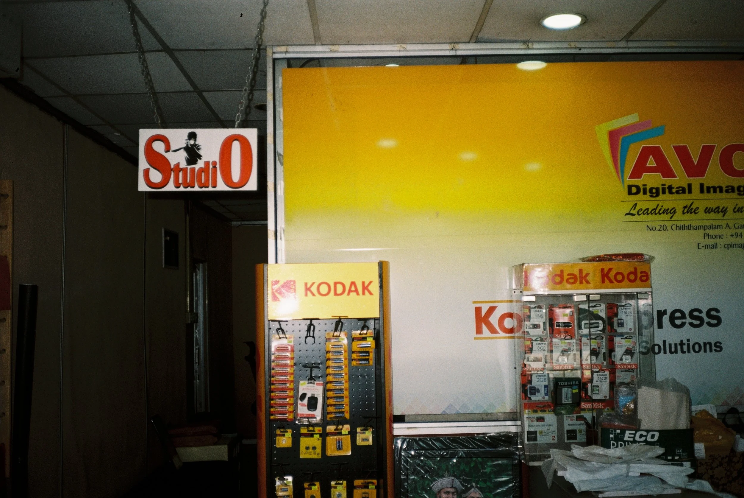 R4-04080-0030.JPG