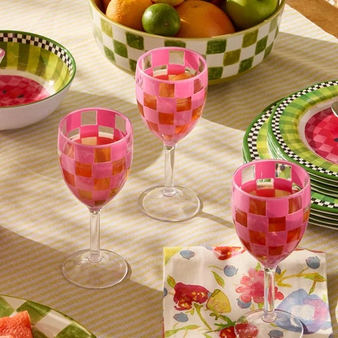 Pink Check Acrylic Wine Goblets, Set of 4 2.jpg