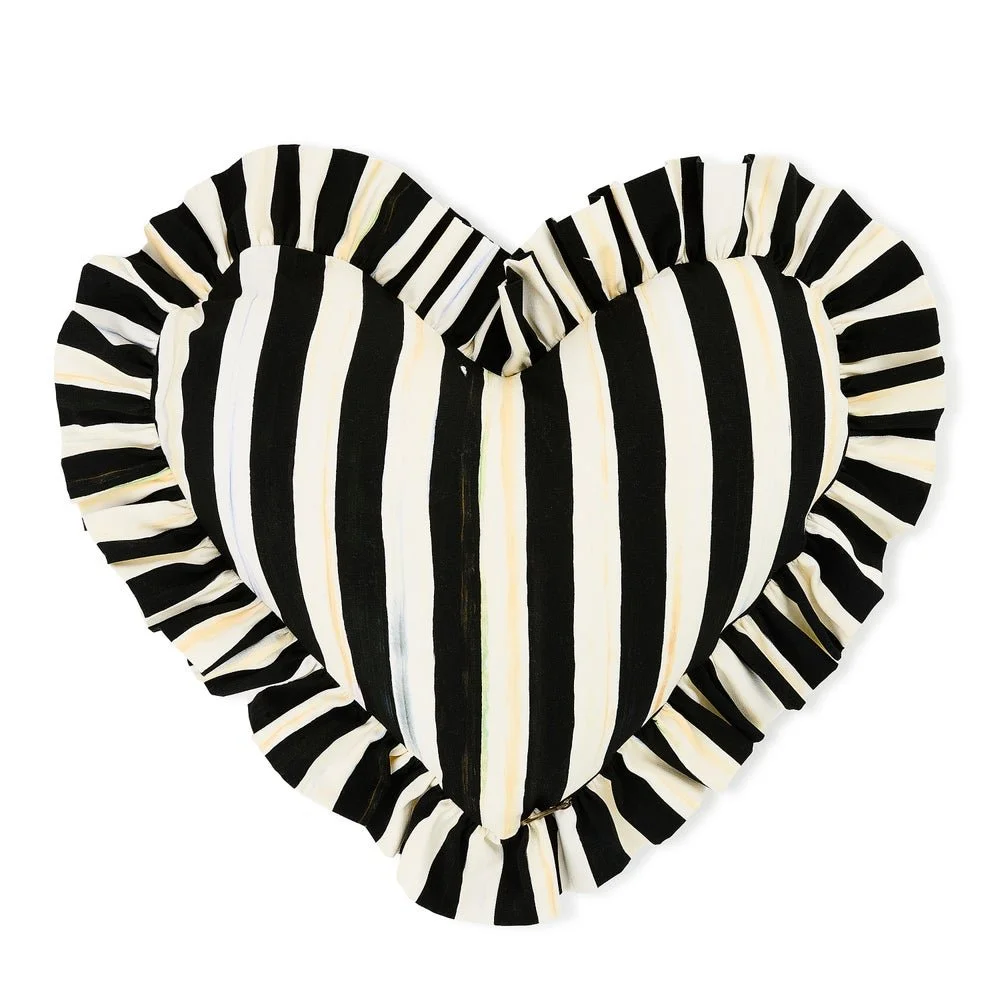 Courtly Pillow 3.jpg