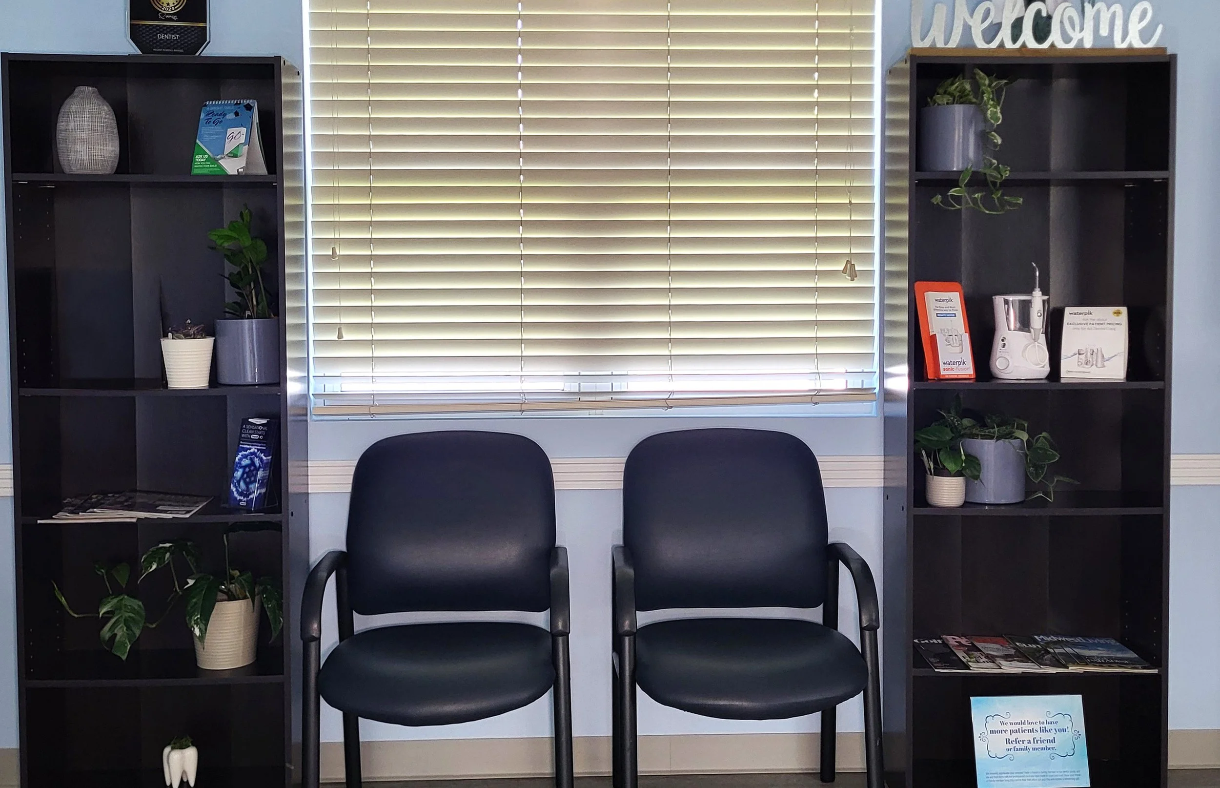 Full Office Vignette.jpg