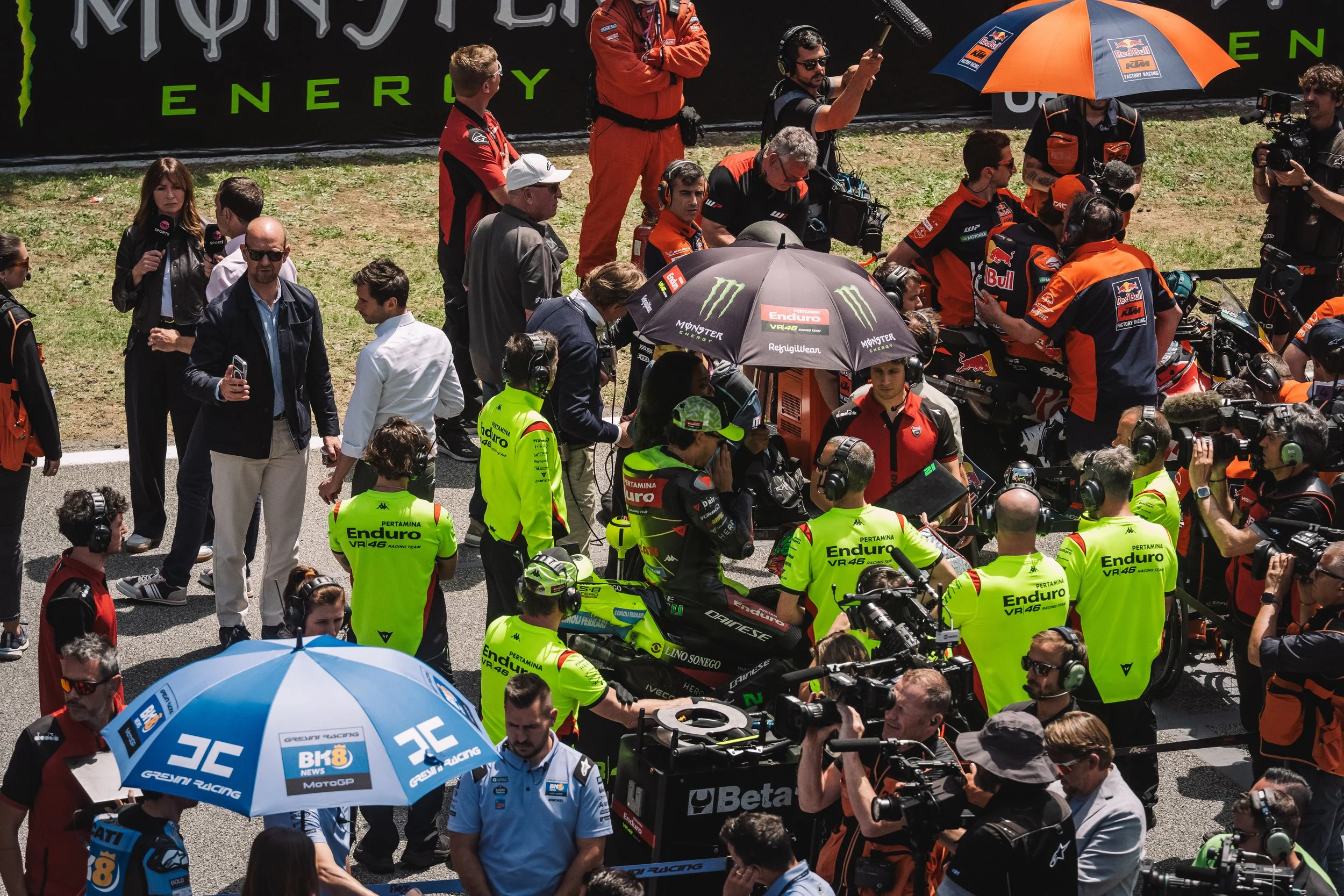 67 TRACKSIDE - CATALUYNA 26 - MCM.jpg