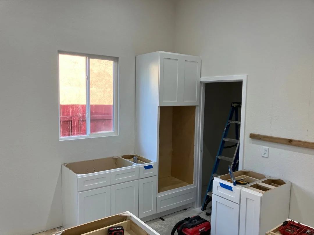 cabinet install1.jpg