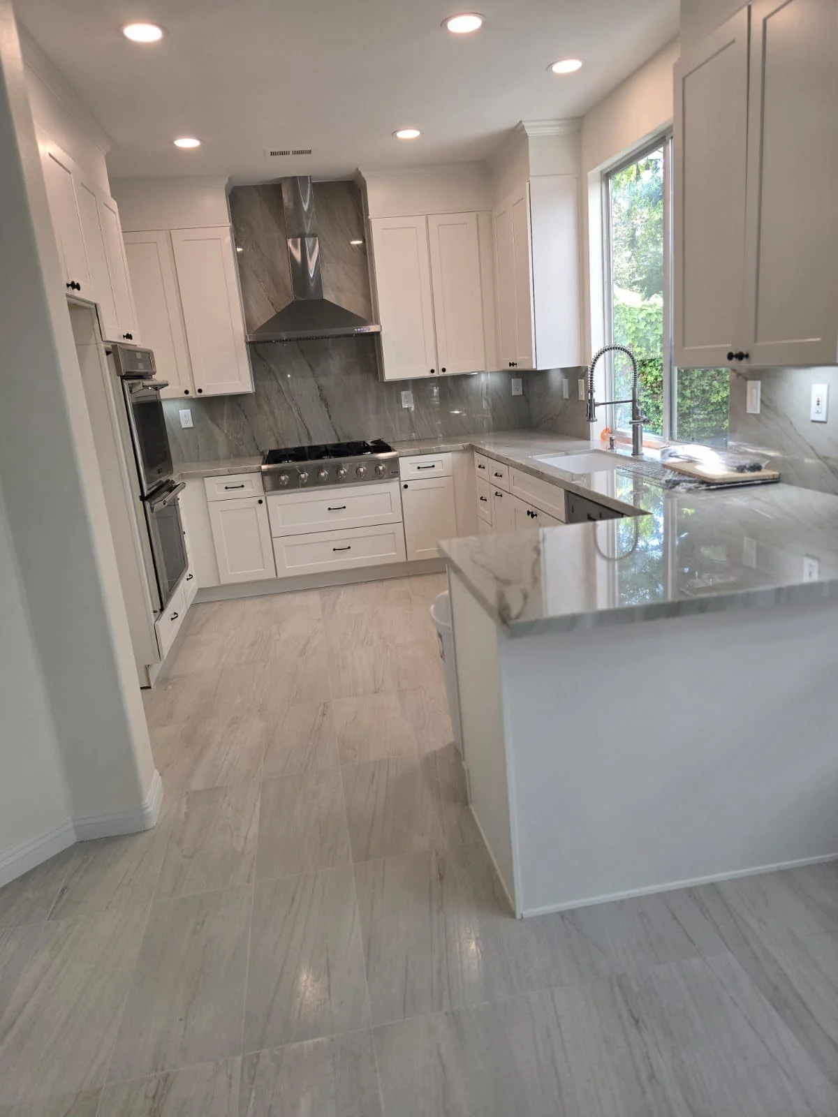 Quartzite professionally installed in full kitchen remodel in San Diego