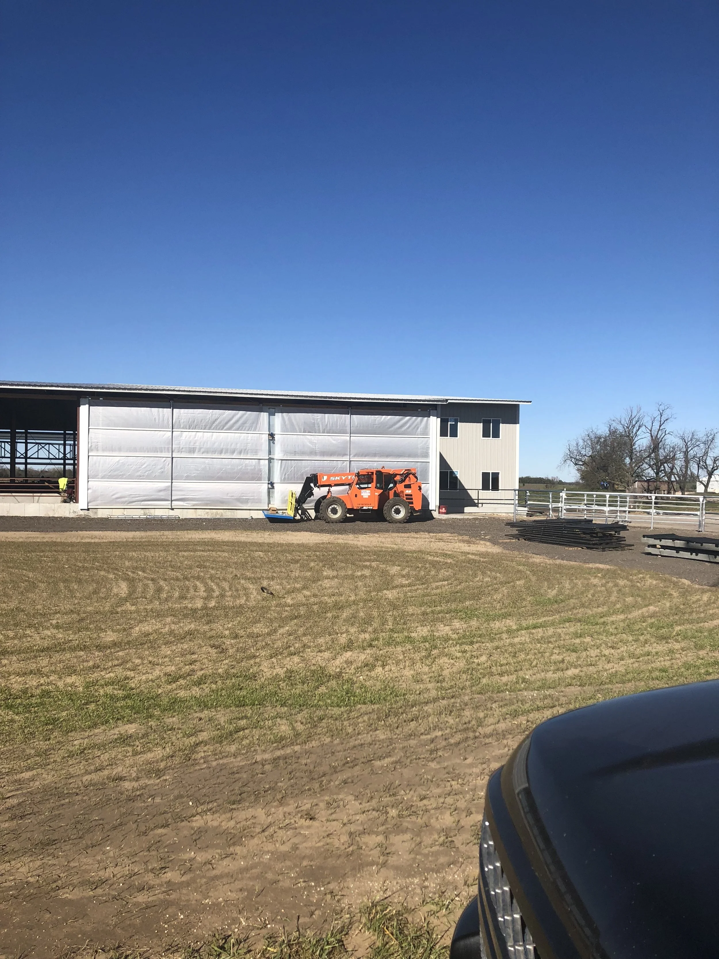 Curtain Installation - Mono.jpeg