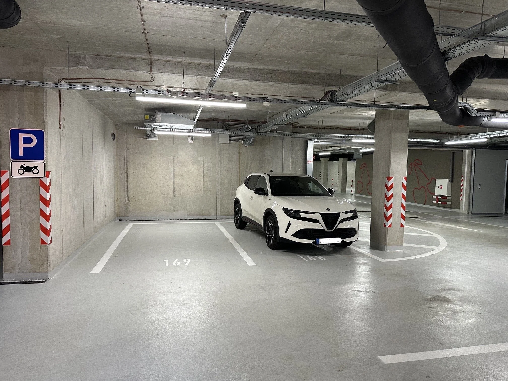 Vnútorné parkovacie miesto Ovocné sady, BA II Ružinov