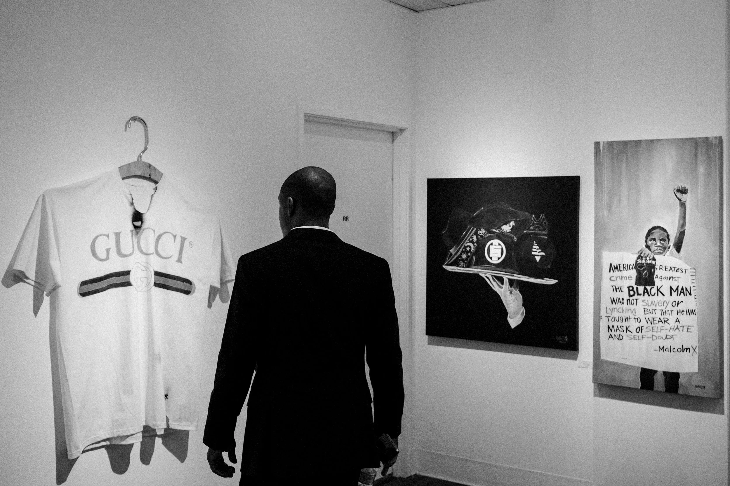 ChaseRMcCurdy_RunwaySlaves_ExhibitionOpening_33G_LasVegas_101124_221405.jpg