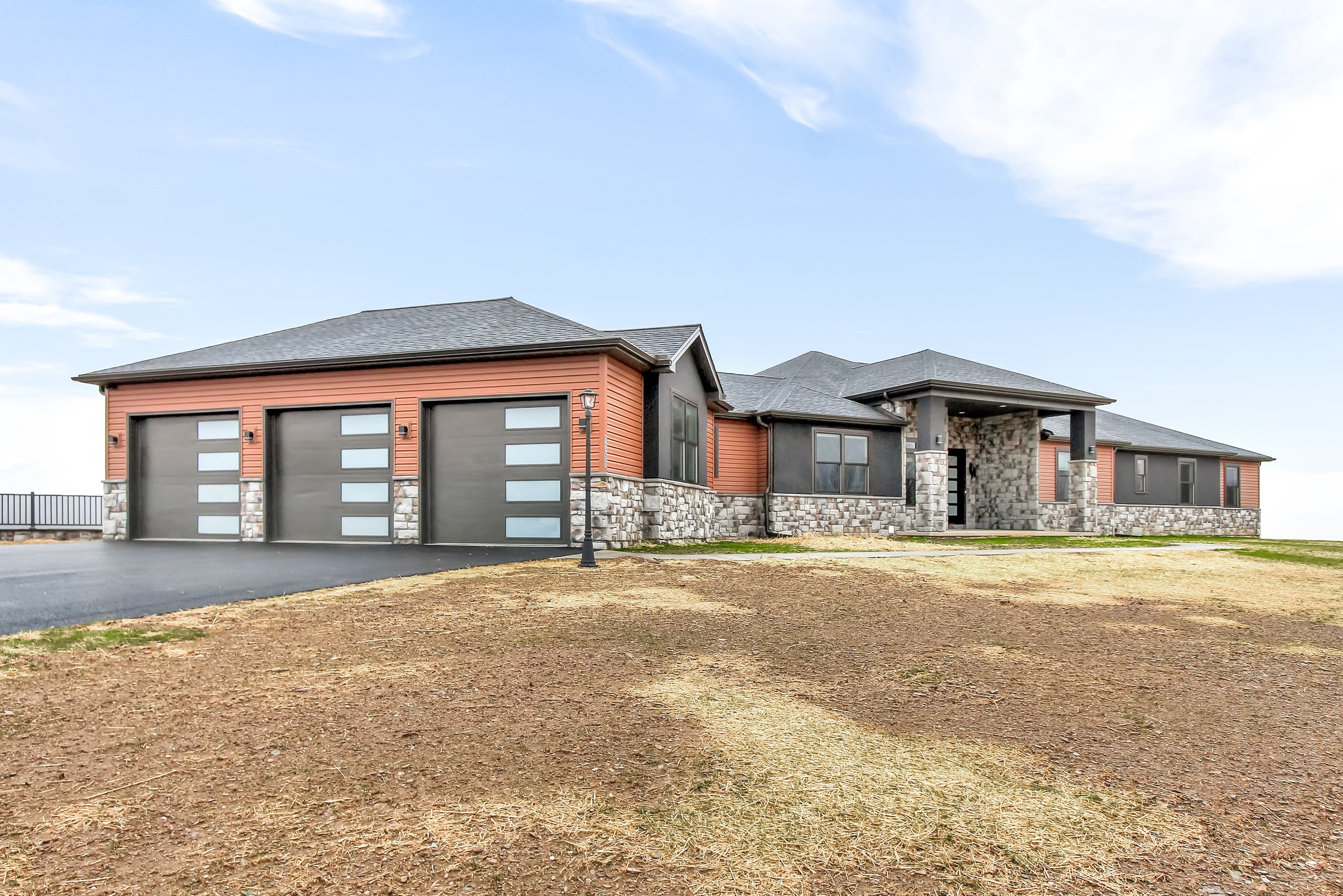 1065 South Pleasant Ave-2-FULL.jpg