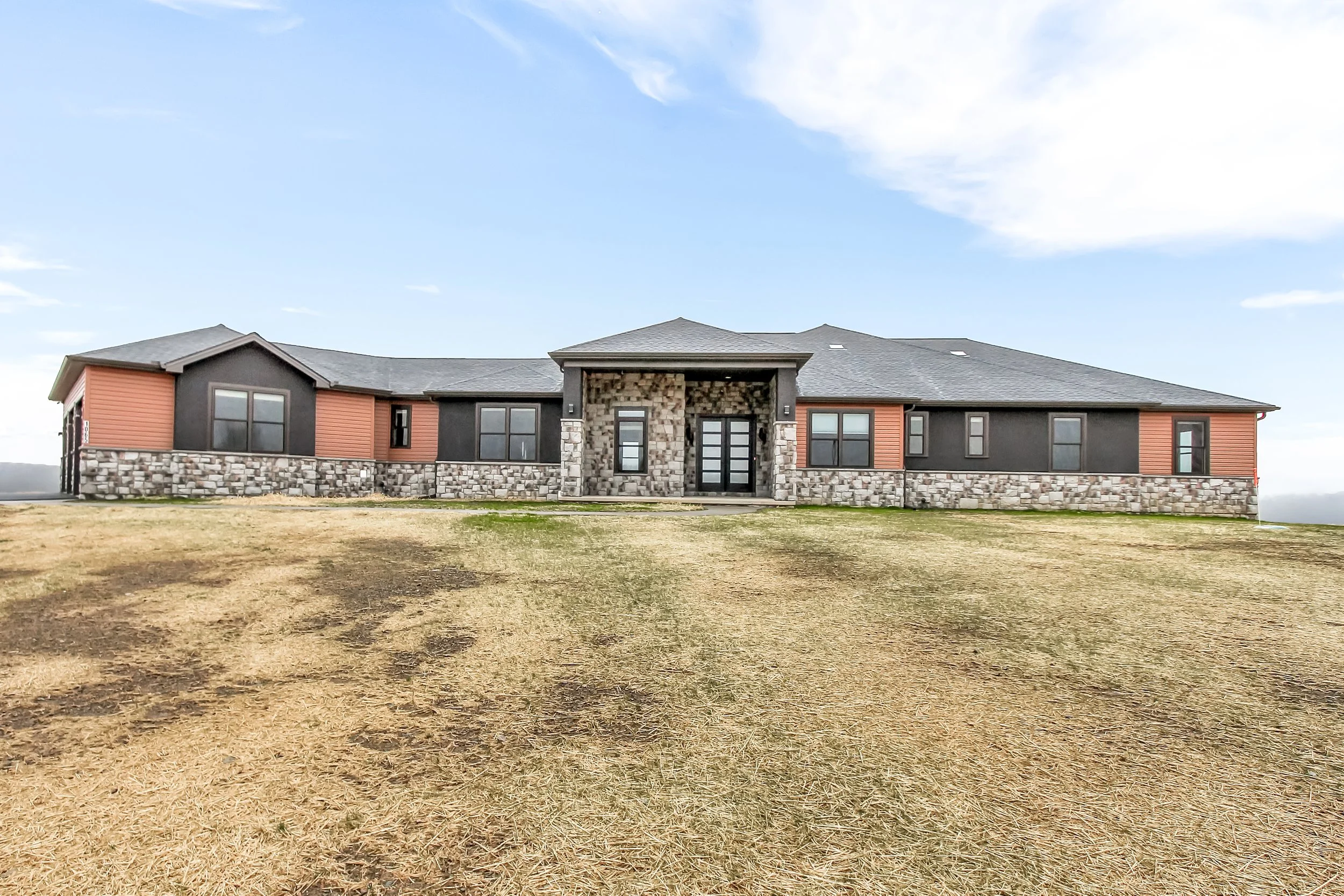 1065 South Pleasant Ave-1-FULL.jpg