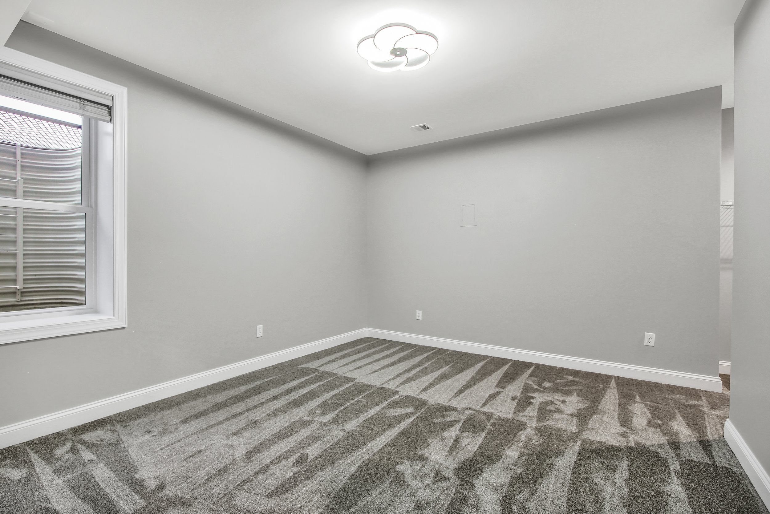 1065 South Pleasant Ave-41-FULL.jpg