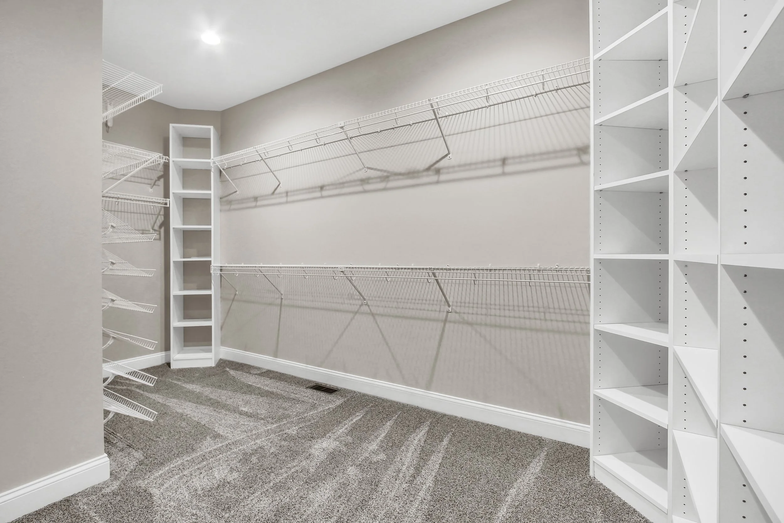 1065 South Pleasant Ave-29-FULL.jpg