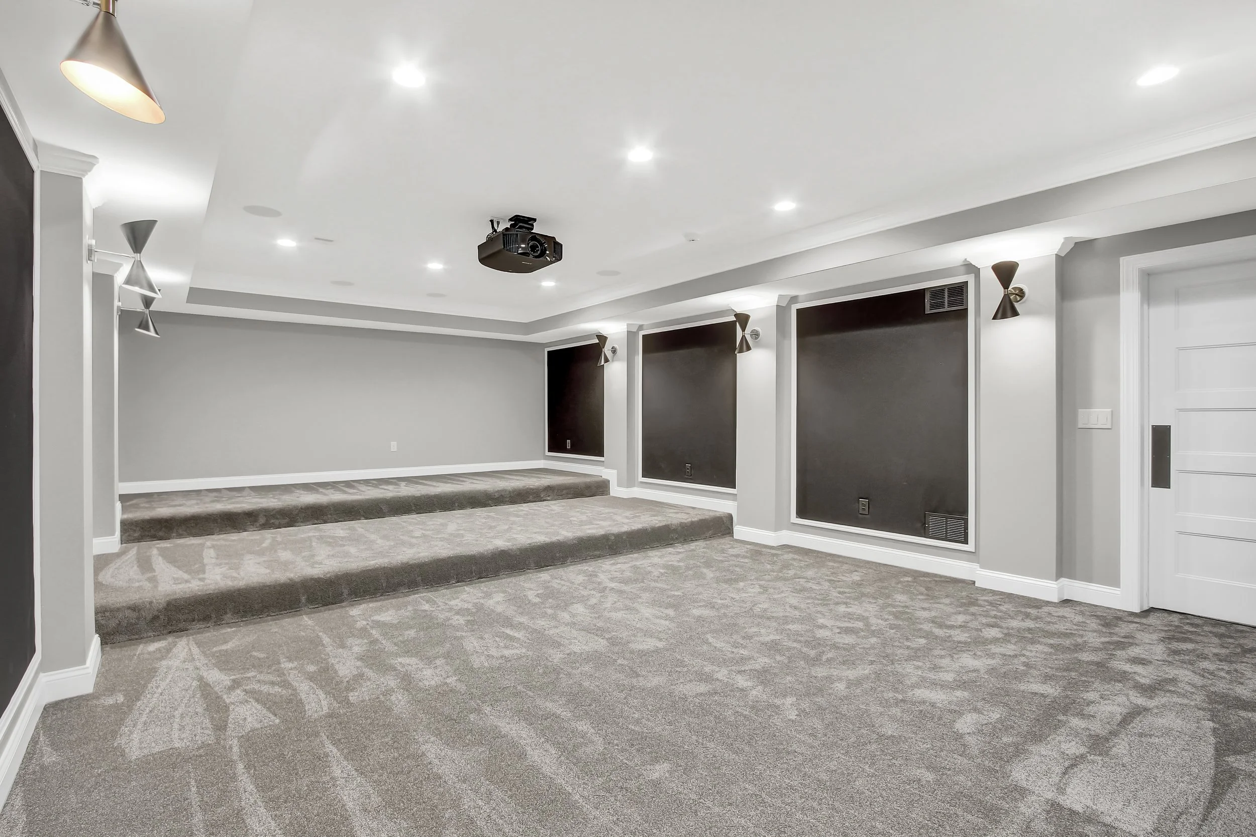 1065 South Pleasant Ave-42-FULL.jpg