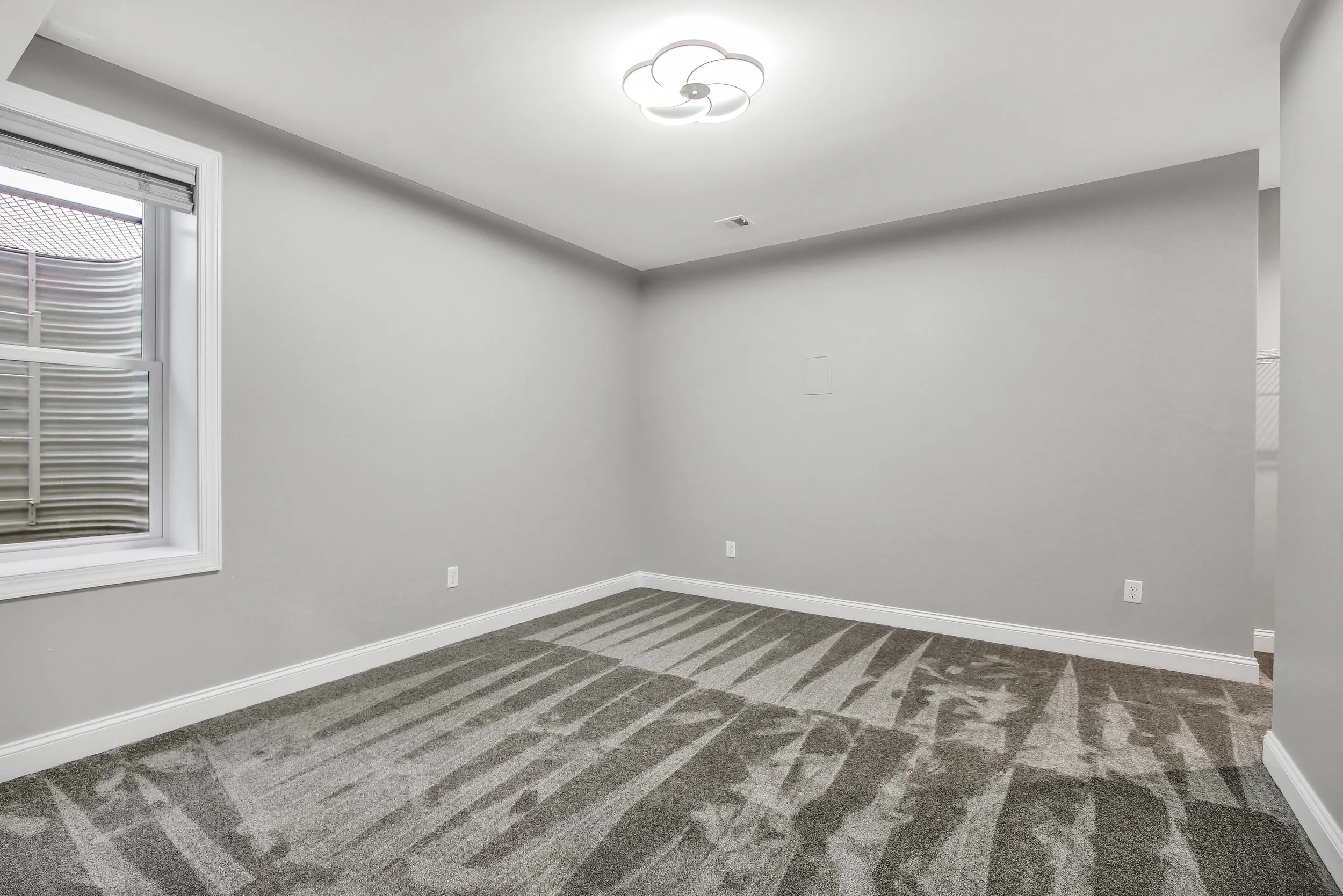 1065 South Pleasant Ave-41-FULL.jpg