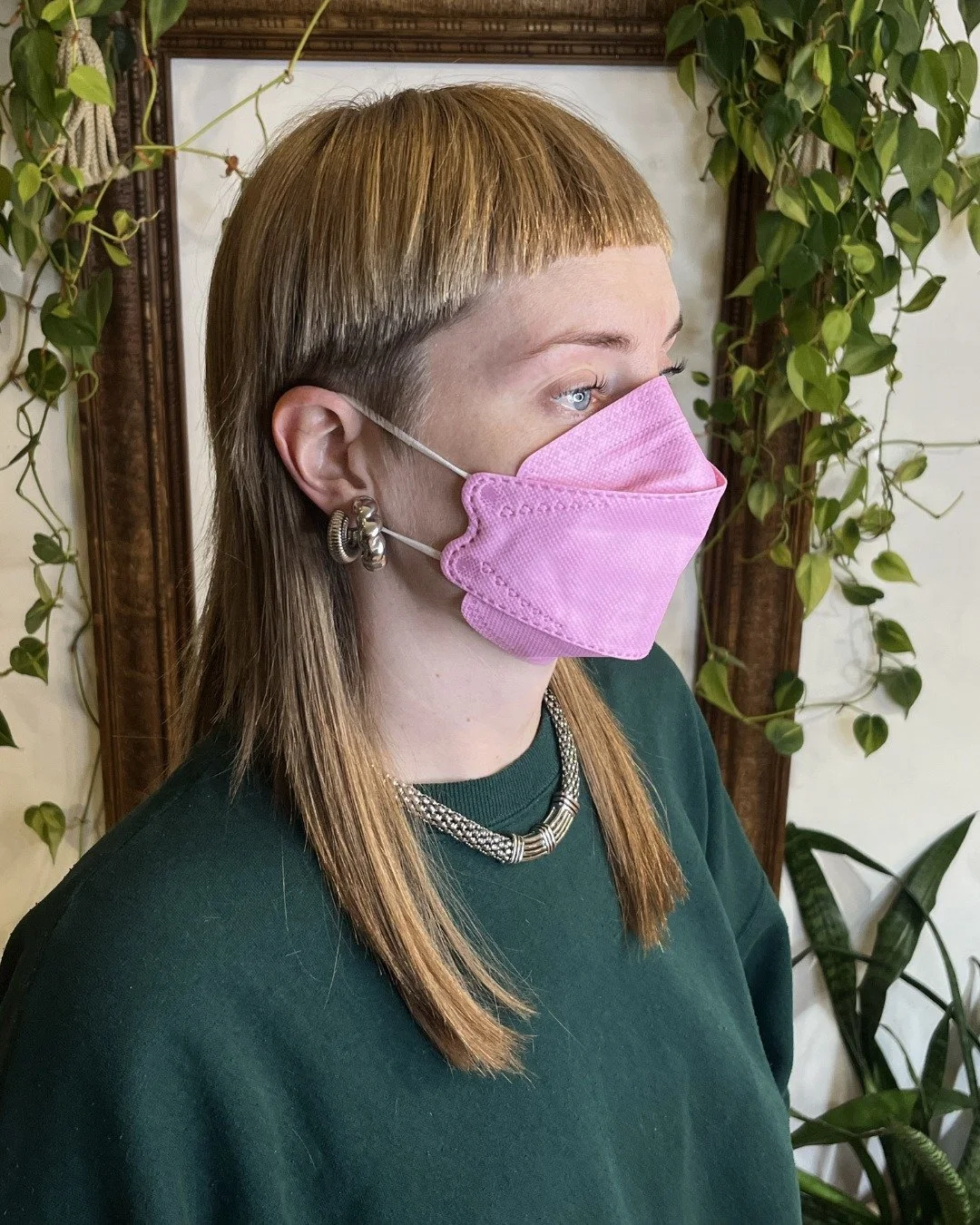 🕰️ How often should we be cutting our hair? Well, it depends! 

If you're keeping your hair cropped and tidy, then your window might be 3-5 weeks since hair on average grows &frac12;  inch a month.

Maybe your hair is longer - then our recommendatio