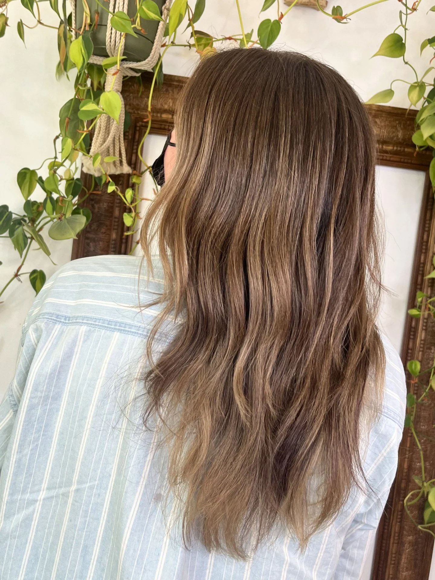 Length? Shape? Volume? Taper? Fullness? Debulk? 
Feeling confused about these words, or not sure what they have to do with your cut? ☀️ 

Fortunately, you can leave the fancy hair vocabulary up to your hair crafter. During our consultations when you 