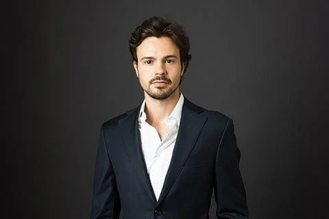 david-e-rutter-Copy-2.jpg.bv_resized_mobile.jpg.bv.webp