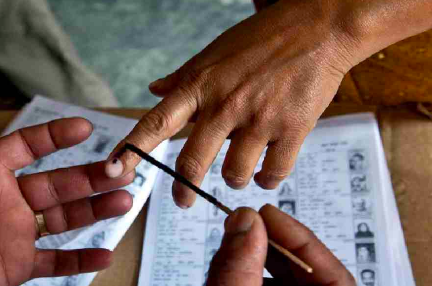 ‘मेड इन इंडिया’ संकट: बंगाल चुनाव में ‘एसआईआर’ ने महानगरों में बढ़ाई घरेलू सहायकों की किल्लत