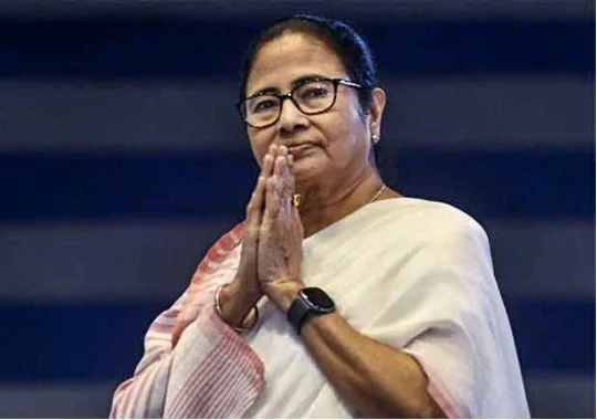 बंगाल: टीएमसी का संकट; ममता बनर्जी को मुख्य भूमिका में वापस आना ही चाहिए