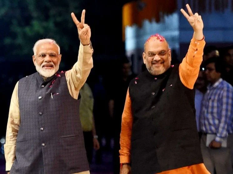 राजनीतिक अजगर: कैसे बीजेपी निगल रही है भारत की क्षेत्रीय पार्टियों