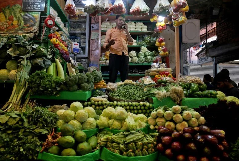 खाद्य और ईंधन की कीमतें बढ़ने से मई में भारत की मुद्रास्फीति बढ़कर 4% होने की संभावना