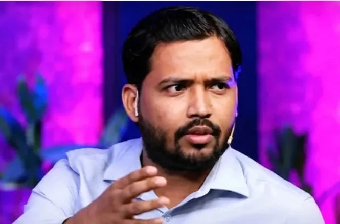 पटना कोर्ट ने ‘खान सर’ की गिरफ्तारी पर रोक लगाई, केस डायरी मांगी