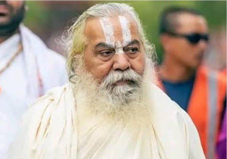 राम मंदिर में ‘चढ़ावा घोटाला’: महंत कमल नयन दास बोले, “जांच करने वाले सब बेईमान हैं, जांच कौन करेगा”; हाईकोर्ट में पीआईएल