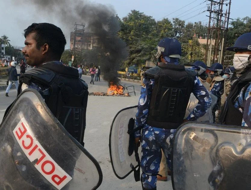 पश्चिम बंगाल में नाबालिग से दुष्कर्म के बाद हत्या, आरोपी को भगाने के आरोप में भाजपा नेता गिरफ्तार&nbsp;