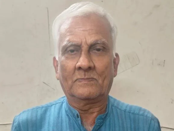 शातिर मेहमान, जिसने कभी चेक-आउट नहीं किया: कैसे लक्जरी होटलों को चकमा देते हुए 30 साल बिताए