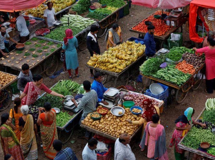 भारत की खुदरा मुद्रास्फीति बढ़कर 4.38% हुई, ब्याज दरों में बढ़ोतरी की उम्मीदें बढ़ीं