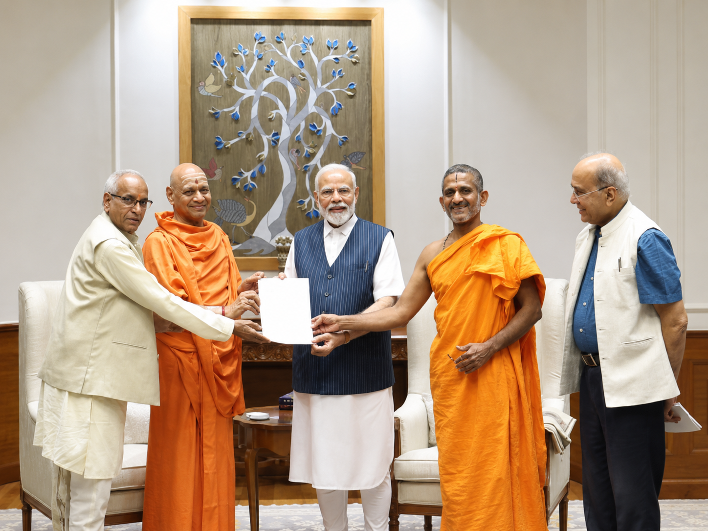 कैसे एक व्हिसलब्लोअर ने भ्रष्टाचार का पर्दाफाश किया और राम मंदिर के शीर्ष प्रबंधन पर उंगलियाँ उठाईं