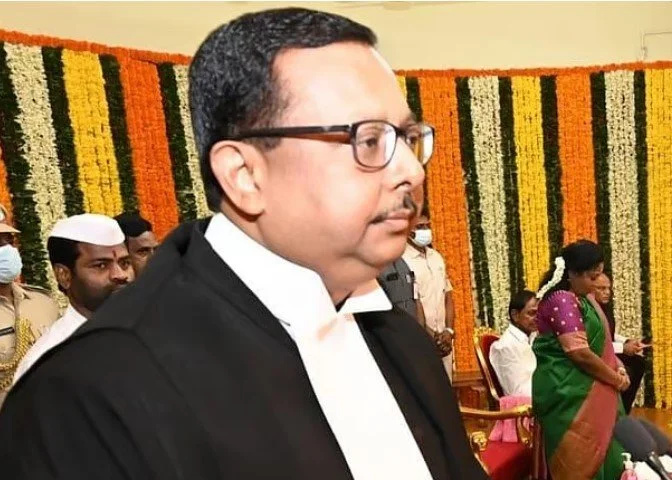 सुप्रीम कोर्ट के जज ने कॉलेजियम की अपारदर्शिता पर उठाए सवाल, बोले- न्यायपालिका में ‘लोगों को चींटियाँ’ बताने वाले आ जाते हैं&nbsp;&nbsp;