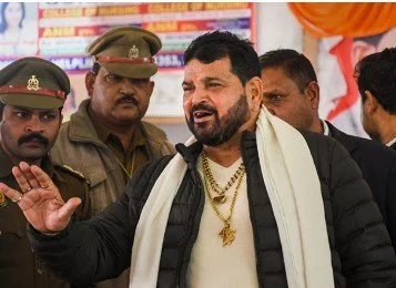 बृजभूषण को बरी किए जाने पर आक्रोश: ‘वे महिला सशक्तिकरण की बात करते हैं, और फिर यह?’