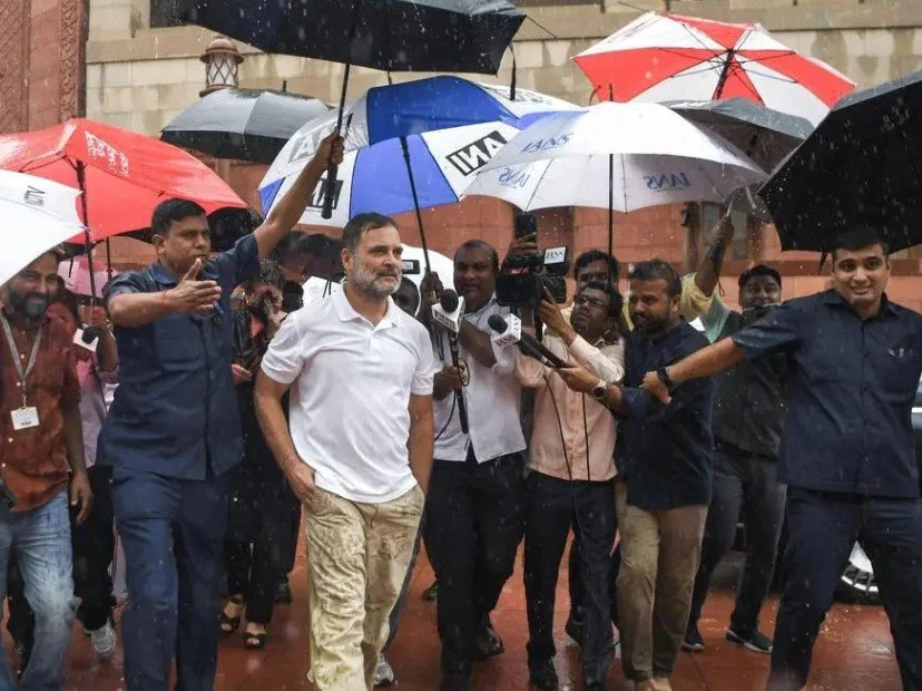 अजाज अशरफ़ | राहुल गांधी का उभार मोदी के पतन के व्युत्क्रमानुपाती है