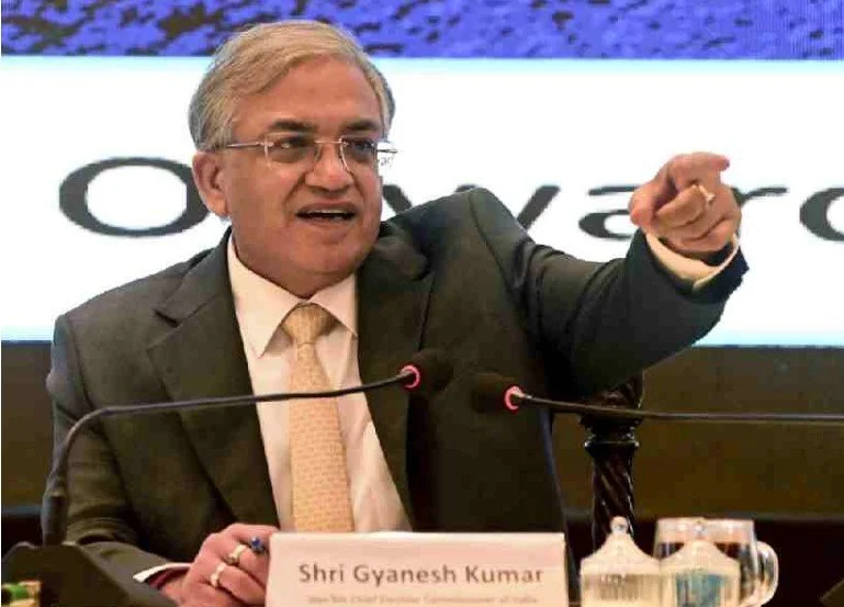 पब्लिक का पैसा है, मगर चुनाव आयोग का ज्ञानेश कुमार की आधिकारिक यात्राओं पर हुए खर्च का विवरण देने से इनकार