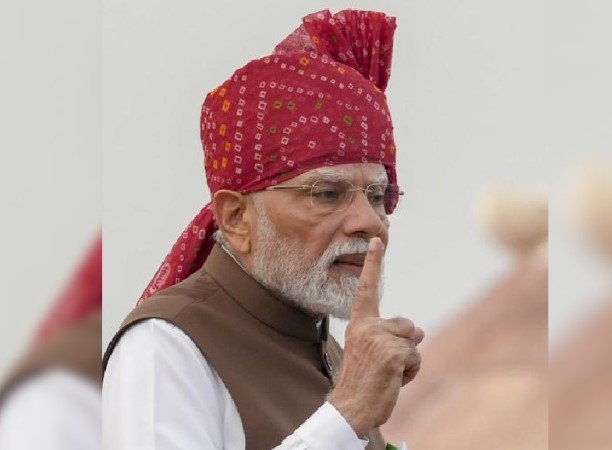 संजय बारू | खुद के भीतर झांकें