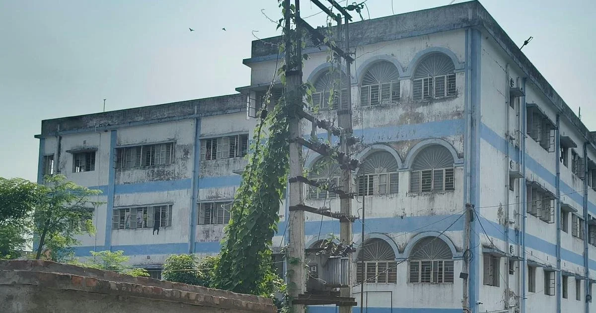 ‘पुलिस ही जज और जल्लाद’: बंगाल की नागरिकता जांच व्यवस्था पर विशेषज्ञों की आपत्ति