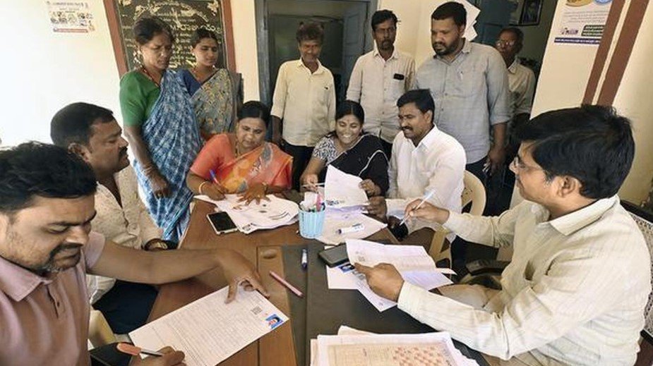 तेलंगाना एसआईआर: बीएलओ पर बिना आवेदक के हस्ताक्षर वाले फॉर्म-7 स्वीकार करने का बनाया जा रहा दबाव