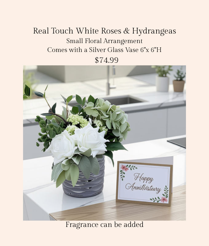 Small Floral Arrangement Roses Hydrangeas.png